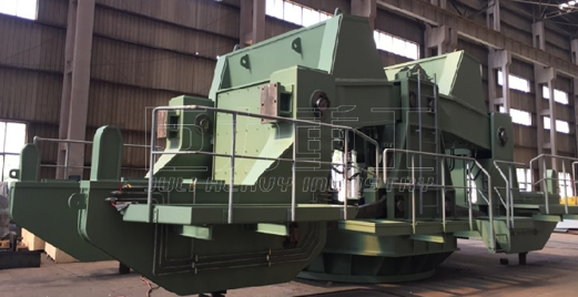 Four levers type ladle turret